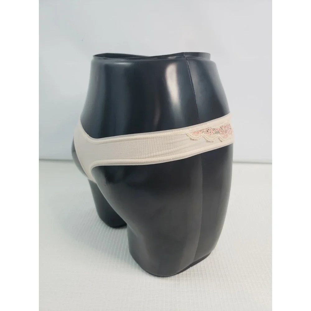 Isaac Mizrahi medium thong 85%